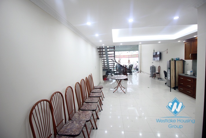 Lakeside house for rent in Trich Sai, Tay Ho, Ha Noi